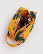 Load image into Gallery viewer, Baggu dopp kit, orange tree
