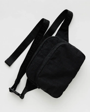 Load image into Gallery viewer, Baggu fanny pack, black

