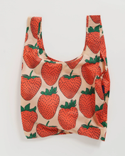 Load image into Gallery viewer, Standard Baggu Strawberry tote
