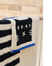 Load image into Gallery viewer, Donna Wilson face cloth, Lazy cat
